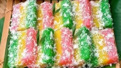 Kue Lapis Pelangi dari Singkong  Khas Curahsuri